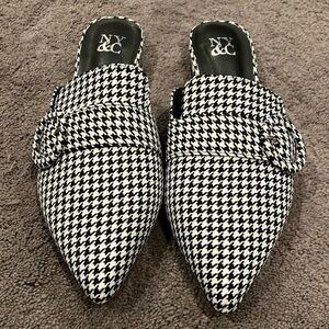NWOB houndstooth mules